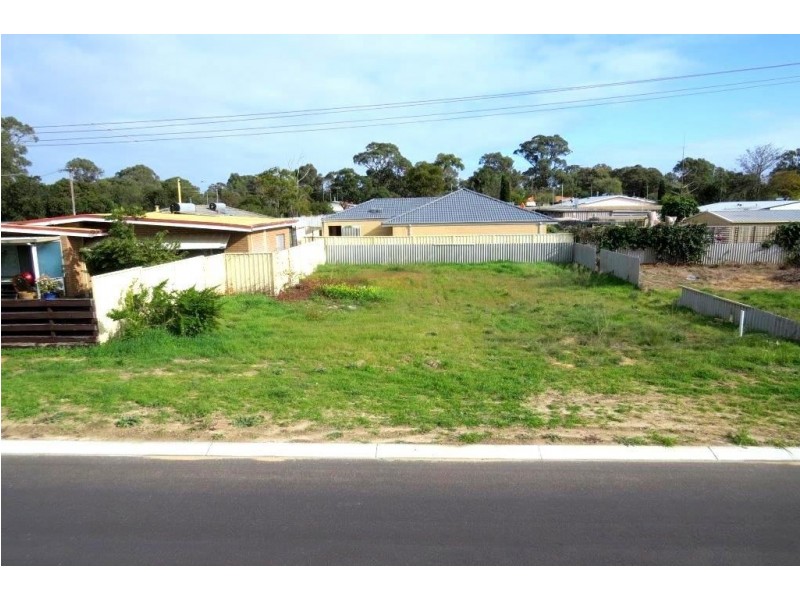 2/2 Wattle Avenue, Mandurah WA 6210