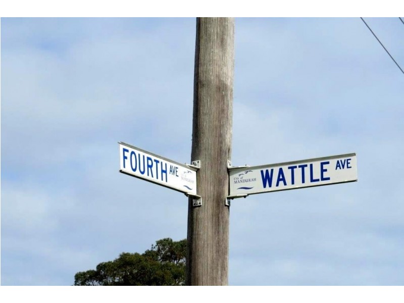 2/2 Wattle Avenue, Mandurah WA 6210