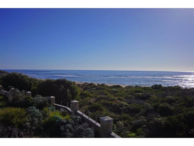 17 Beachview Court, Wannanup WA 6210