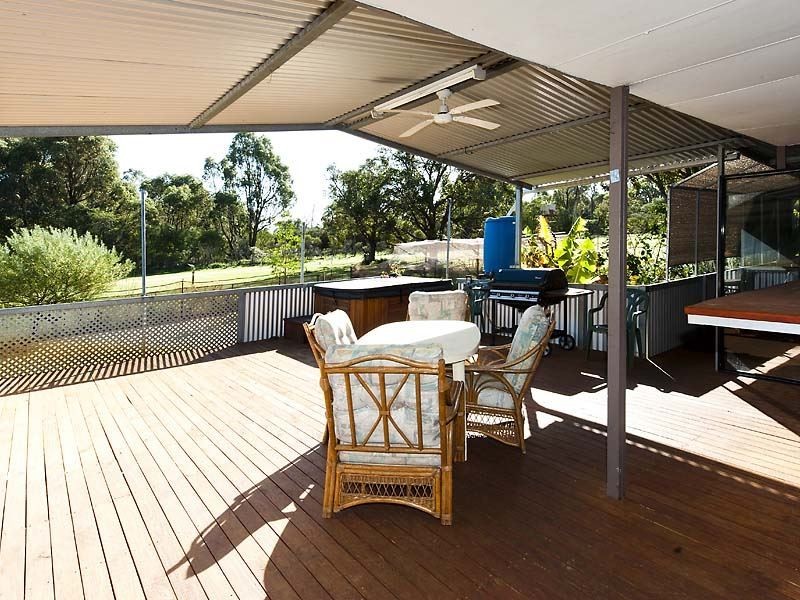 4 Haub Road, Lake Clifton WA 6215
