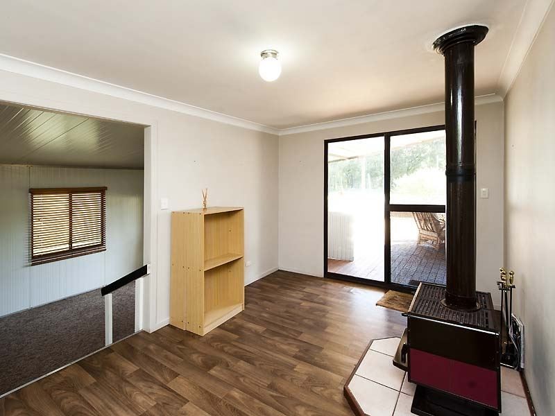 4 Haub Road, Lake Clifton WA 6215