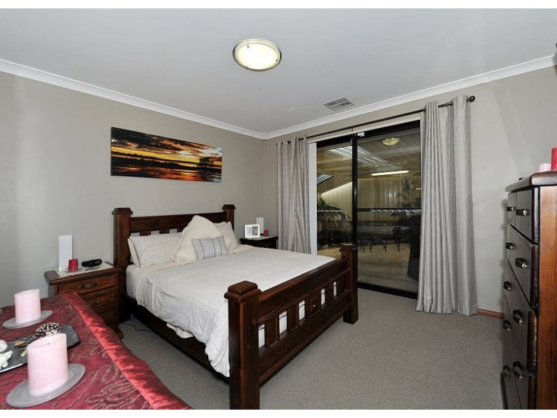 37 Kimberley Drive, Secret Harbour WA 6173