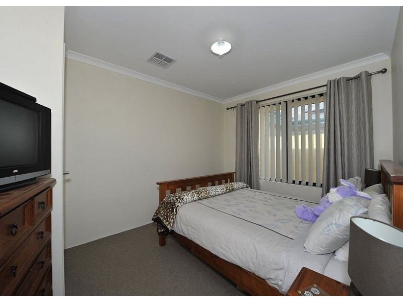 37 Kimberley Drive, Secret Harbour WA 6173