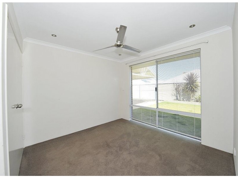 326 Pebble Beach Boulevard, Meadow Springs WA 6210