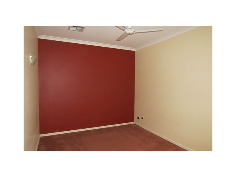 16 Kruger Loop, South Yunderup WA 6208