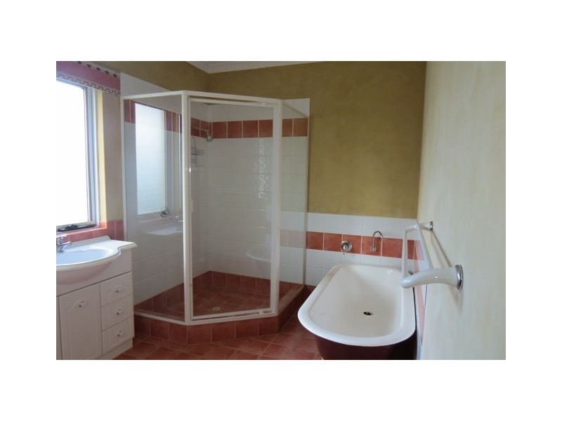 16 Kruger Loop, South Yunderup WA 6208