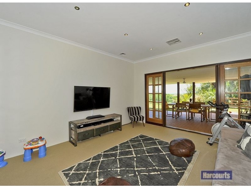 40 Madora Beach Road, Madora Bay WA 6210