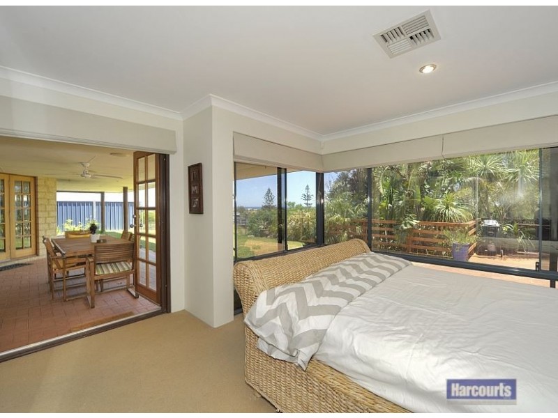 40 Madora Beach Road, Madora Bay WA 6210