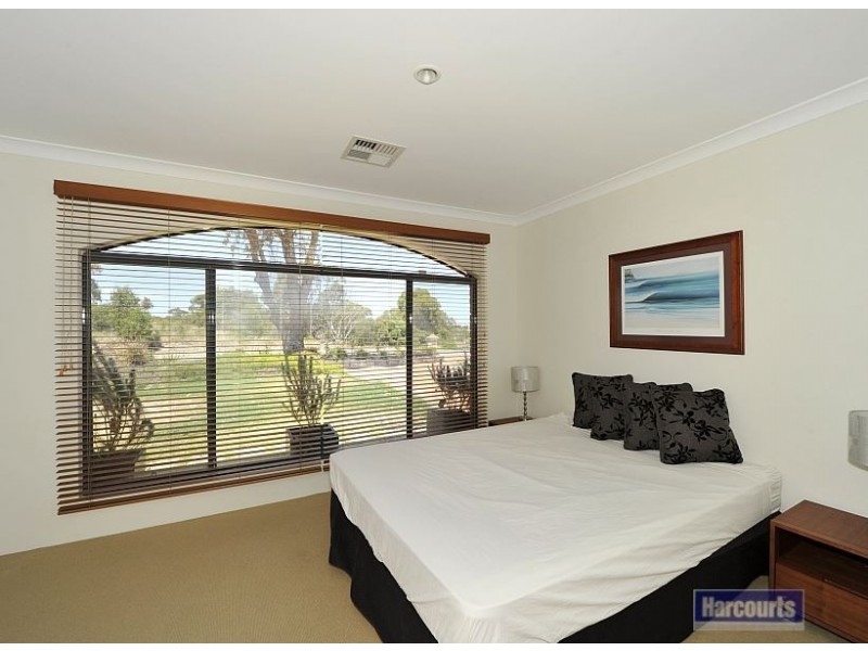 40 Madora Beach Road, Madora Bay WA 6210