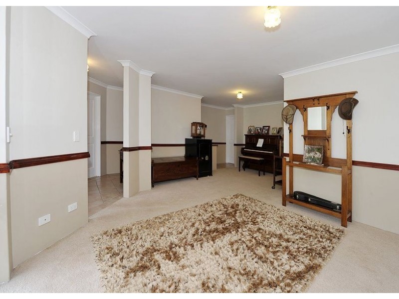 15 Grayswood Retreat, Erskine WA 6210