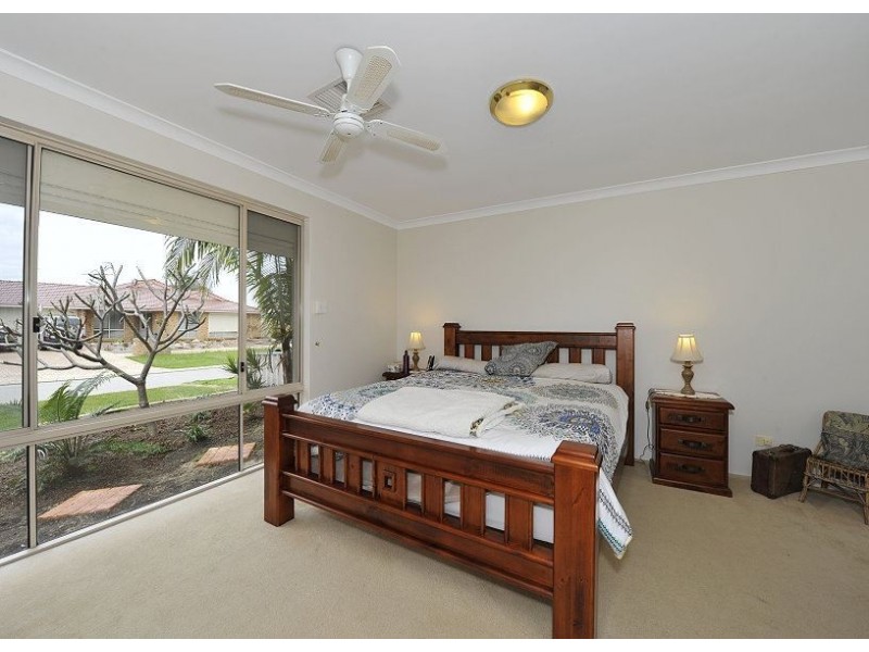 15 Grayswood Retreat, Erskine WA 6210