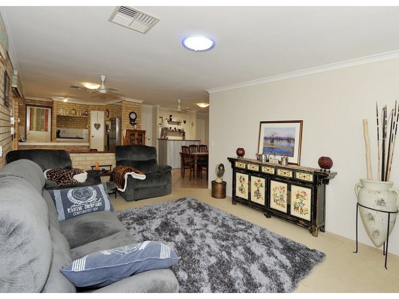 15 Grayswood Retreat, Erskine WA 6210