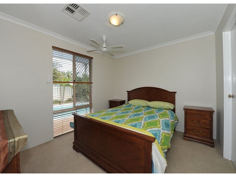 15 Grayswood Retreat, Erskine WA 6210