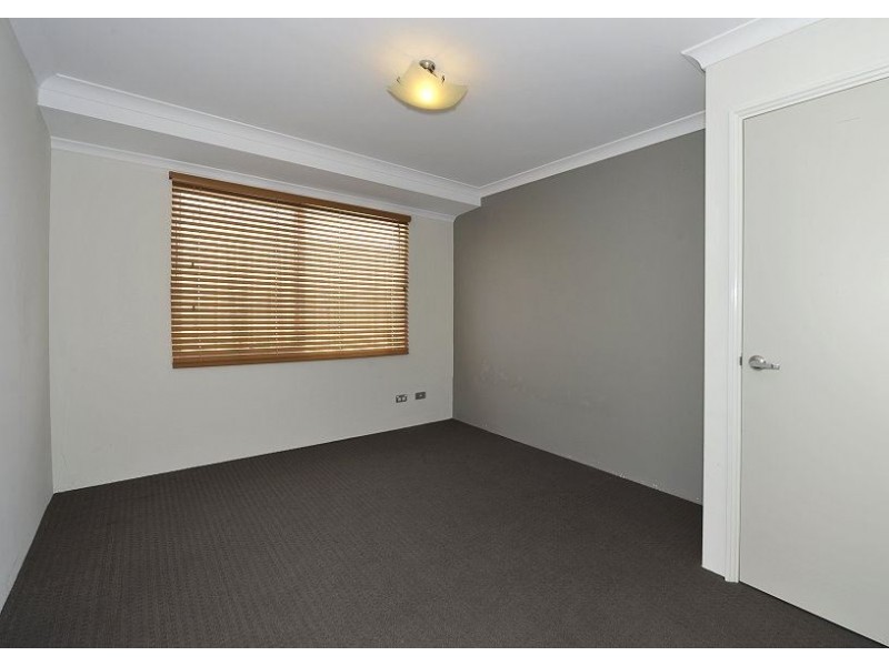 75 Malata Ridge, Lakelands WA 6180