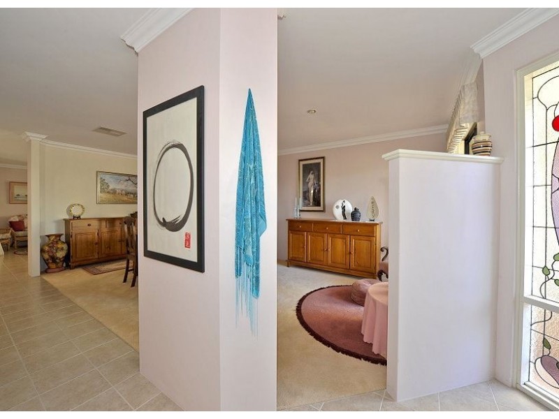 7 Black Swan View, Dudley Park WA 6210