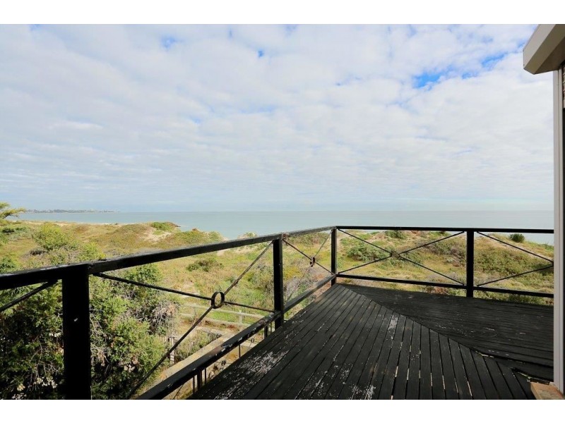 64 Hickman Road, Silver Sands WA 6210