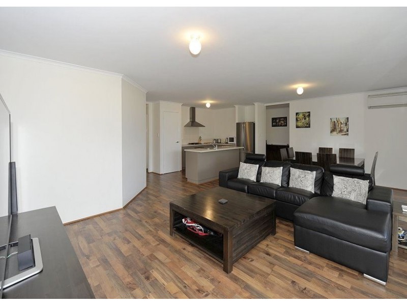 13 Boxgum Link, Wannanup WA 6210