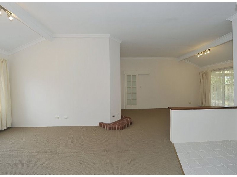 33 Secret Harbour Blvd, Secret Harbour WA 6173