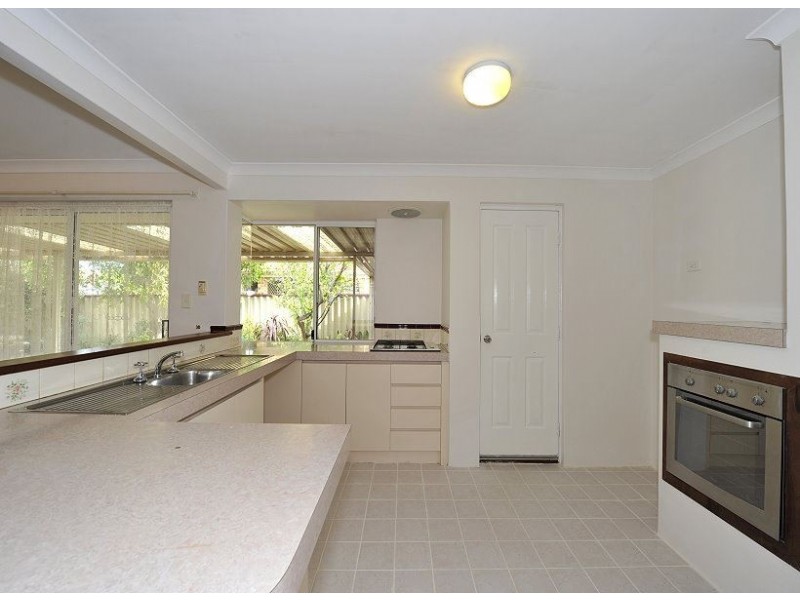 33 Secret Harbour Blvd, Secret Harbour WA 6173