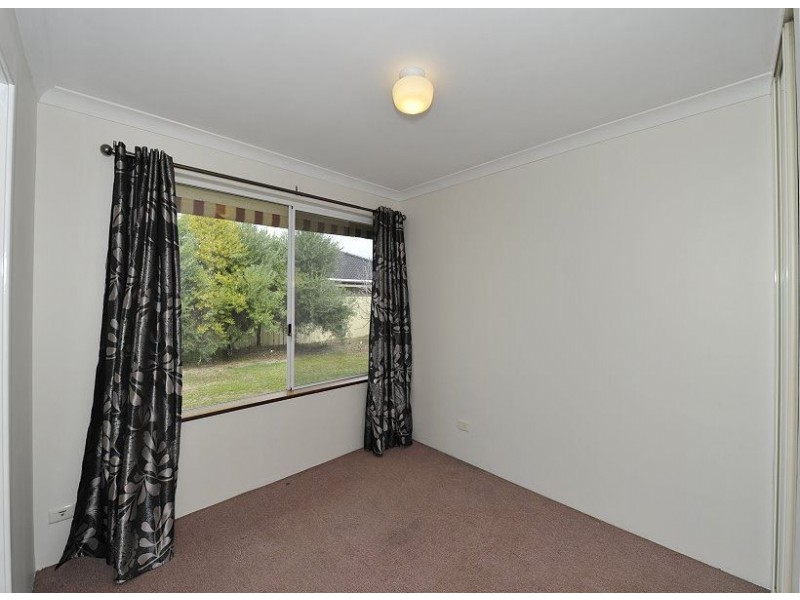 33 Secret Harbour Blvd, Secret Harbour WA 6173