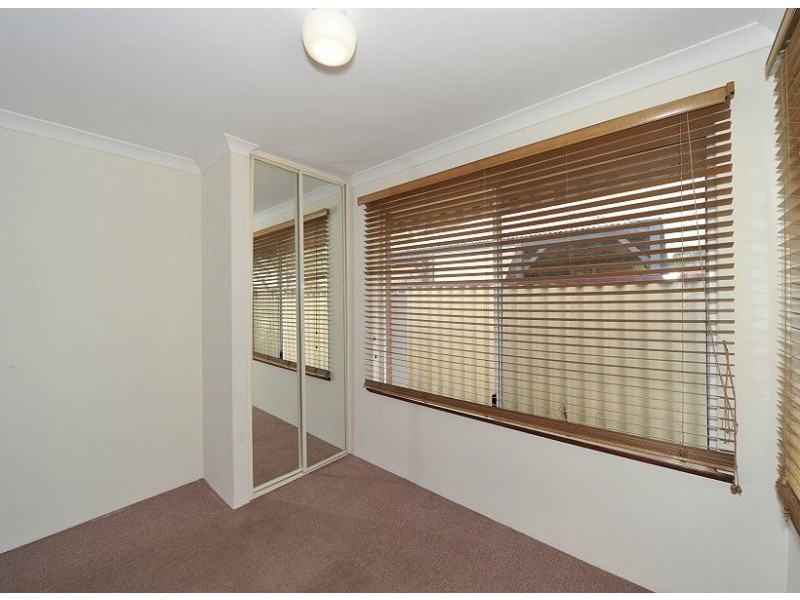 33 Secret Harbour Blvd, Secret Harbour WA 6173