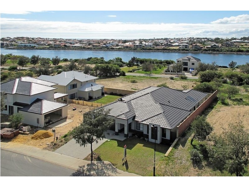 42 Southport Boulevard, Dawesville WA 6211