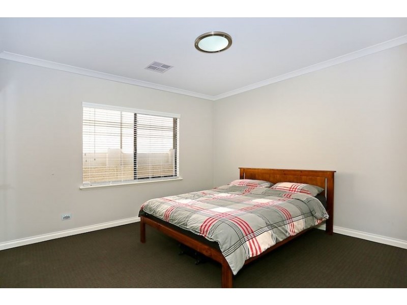 42 Southport Boulevard, Dawesville WA 6211