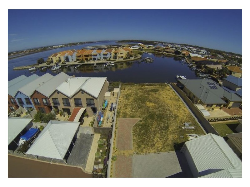 15C San Marco Quays, Halls Head WA 6210