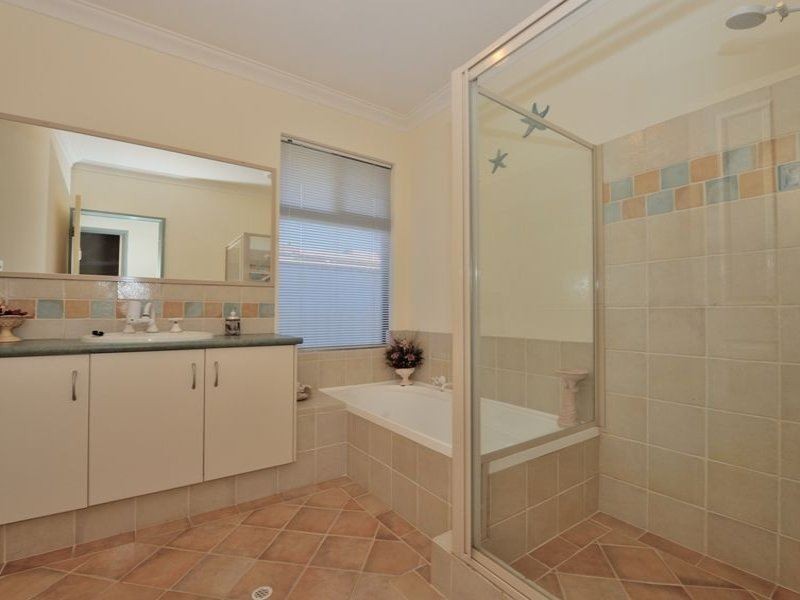 2 SANDRA STREET, Falcon WA 6210