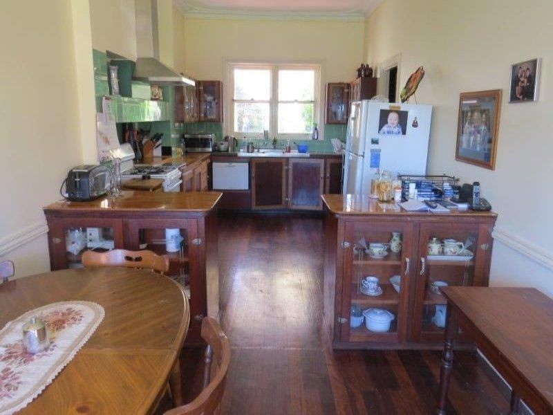 26 Leslie Street, Dudley Park WA 6210