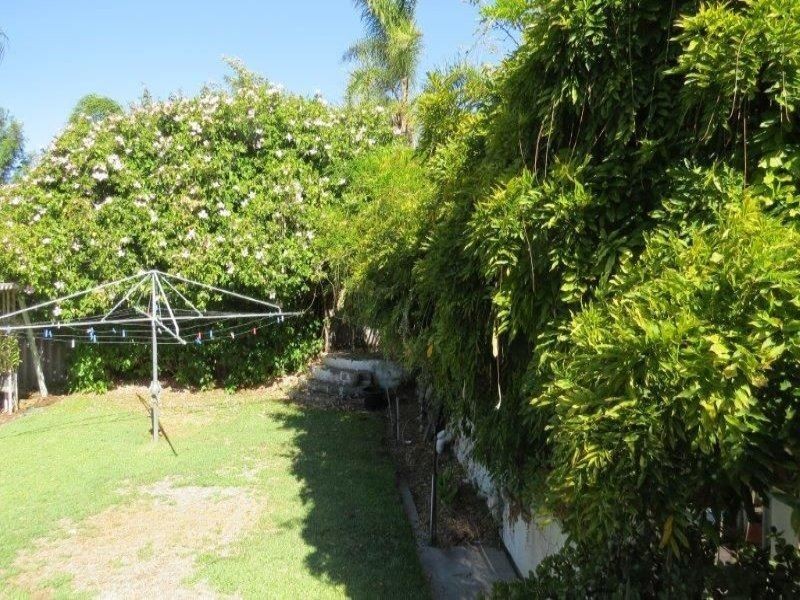 26 Leslie Street, Dudley Park WA 6210