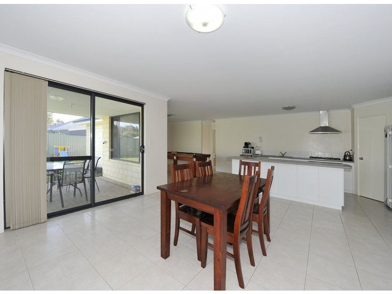 14 Gayze Retreat, Ravenswood WA 6208