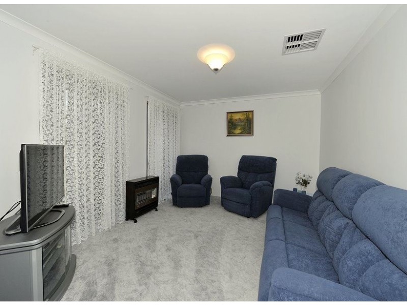 14 Langar Court, Erskine WA 6210