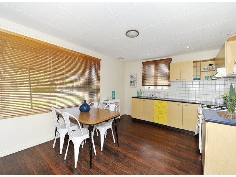 61 Leighton Road, Halls Head WA 6210