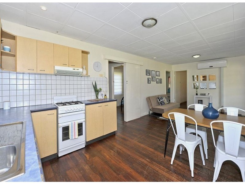 61 Leighton Road, Halls Head WA 6210