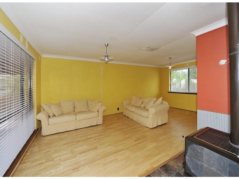 19 Soldiers Cove Terrace, Dudley Park WA 6210