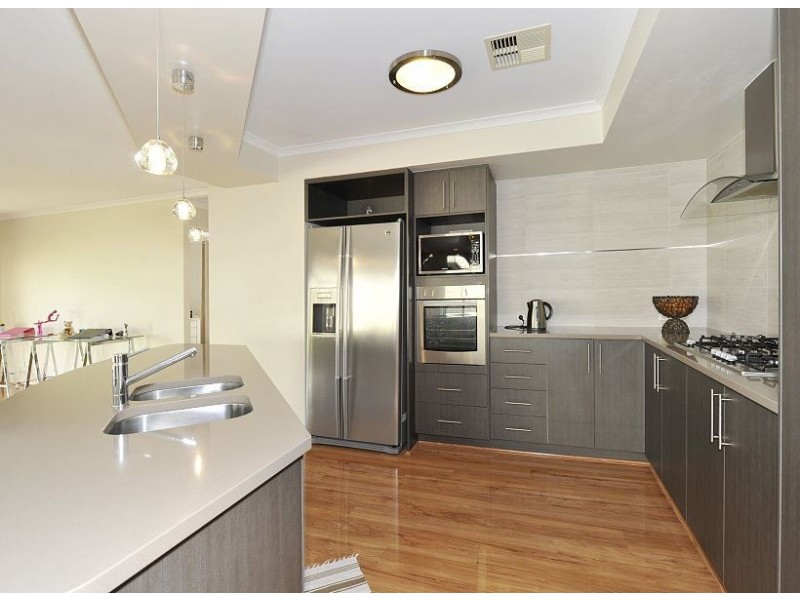 100 Yindana Blvd, Lakelands WA 6180