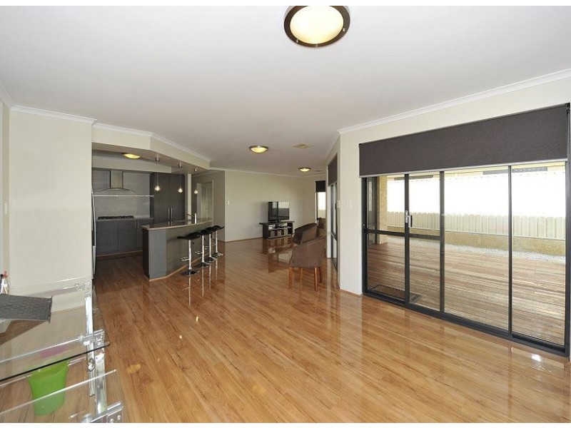 100 Yindana Blvd, Lakelands WA 6180