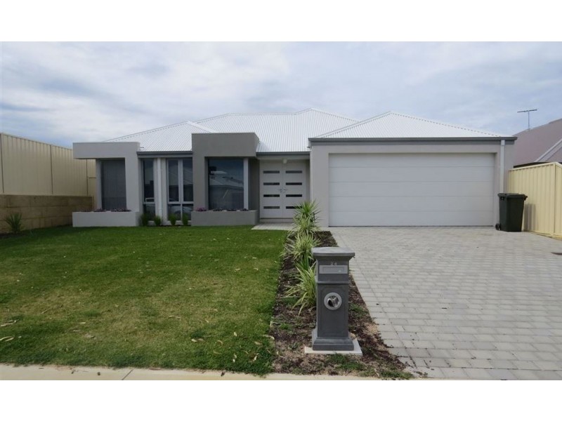 24 Victor Drive, Madora Bay WA 6210