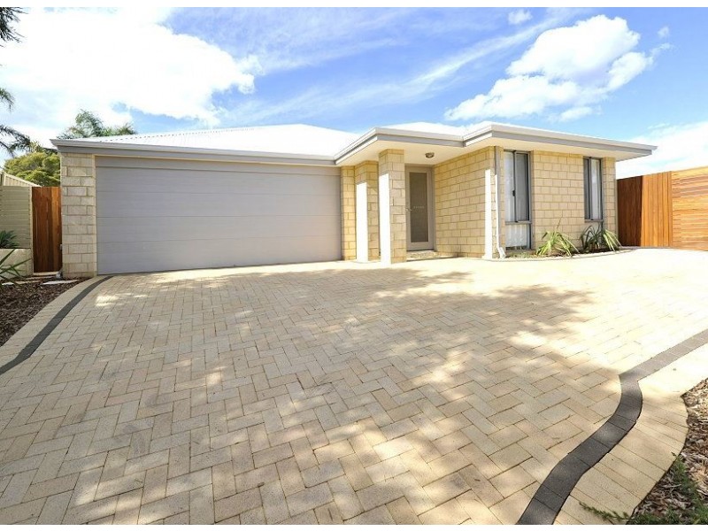 5A Nutans Court, Halls Head WA 6210
