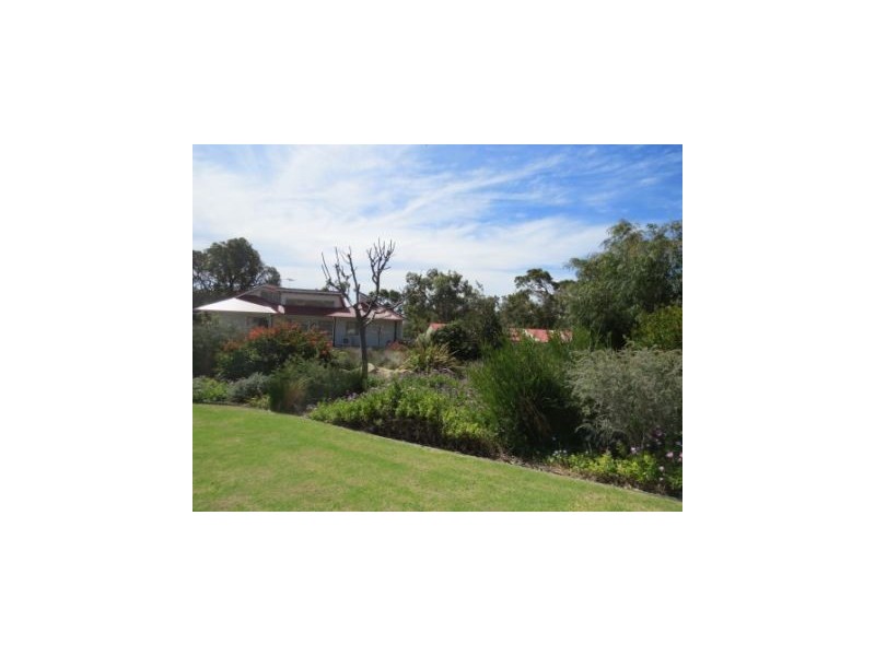 17 Wildwood Hill, Dawesville WA 6211