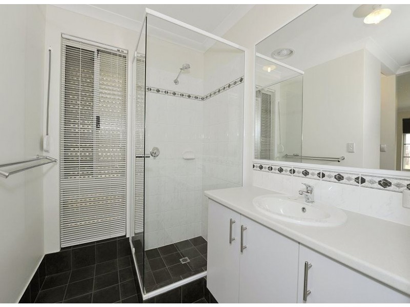 69 Malata Ridge, Lakelands WA 6180