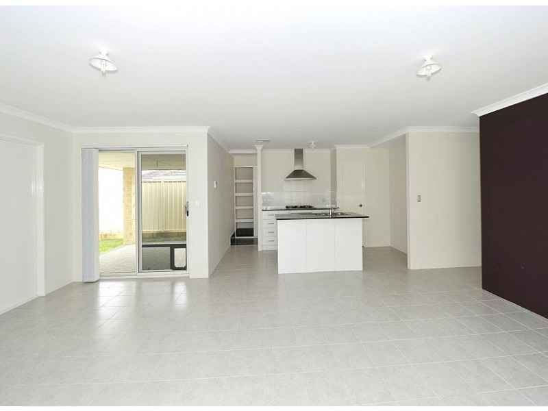 69 Malata Ridge, Lakelands WA 6180