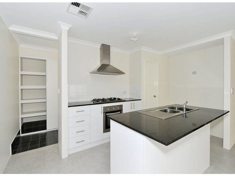 69 Malata Ridge, Lakelands WA 6180