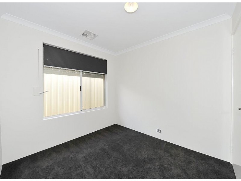 69 Malata Ridge, Lakelands WA 6180