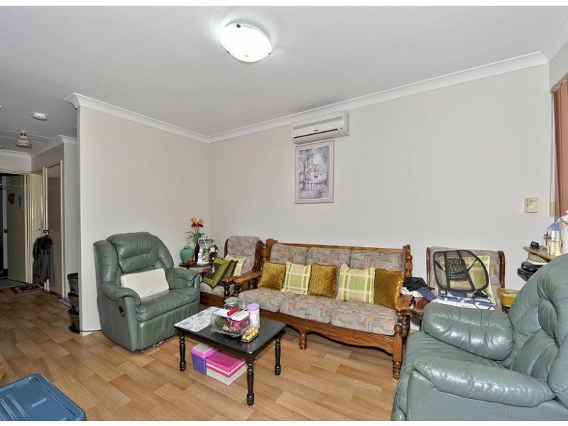 2/1 Gamol Place, Mandurah WA 6210