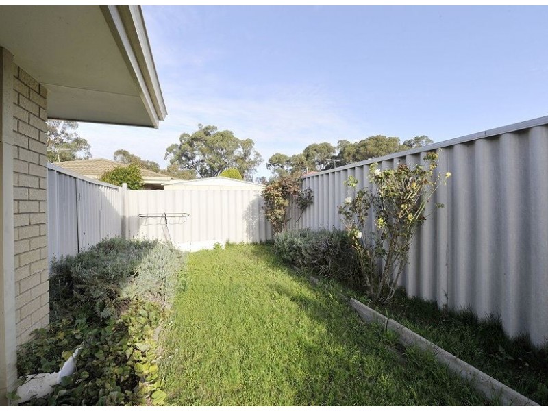 2/1 Gamol Place, Mandurah WA 6210