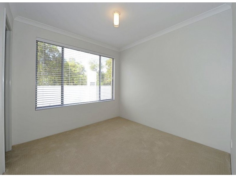 83 Oakleigh Drive, Erskine WA 6210