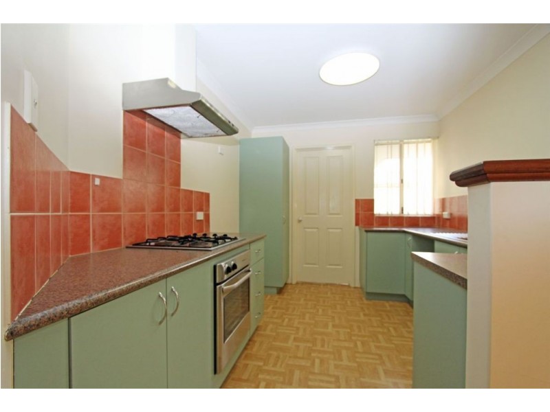 10 Saffron Loop, Falcon WA 6210