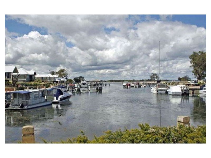 35 Cervantes Drive, Erskine WA 6210